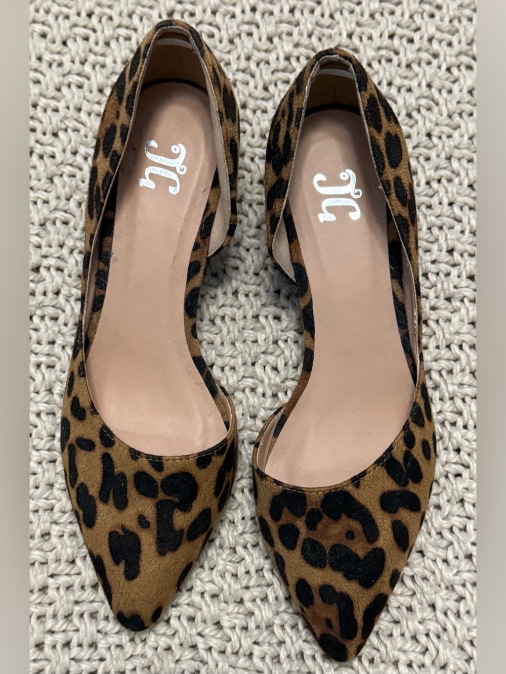 Journee Collection Leopard Print Pointed Toe Wedge- NWOB Brown/Black- Size 6
